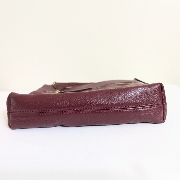 Fossil Pebble Leather Burgundy Crossbody Bag 10 1/2" x 9" x 2" - Picture 6 of 10